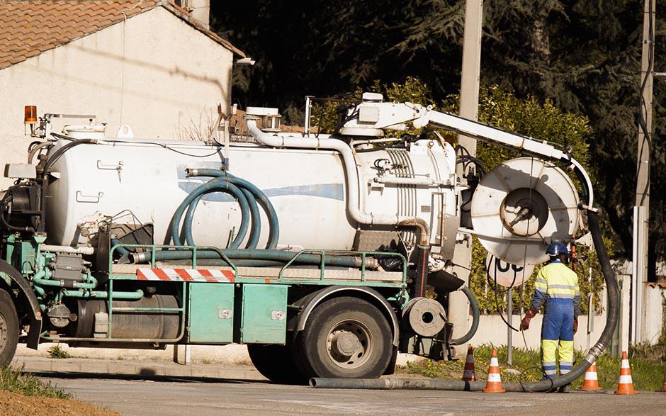 débouchage canalisation pas cher Saint-Denis